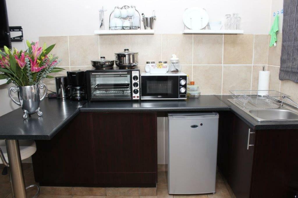 Appartamento Reliwave Pty Ltd Bloemfontein Esterno foto
