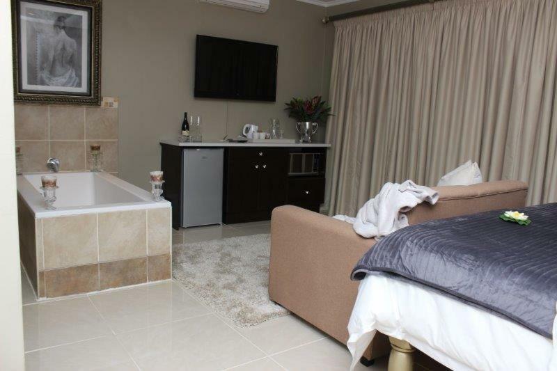 Appartamento Reliwave Pty Ltd Bloemfontein Esterno foto